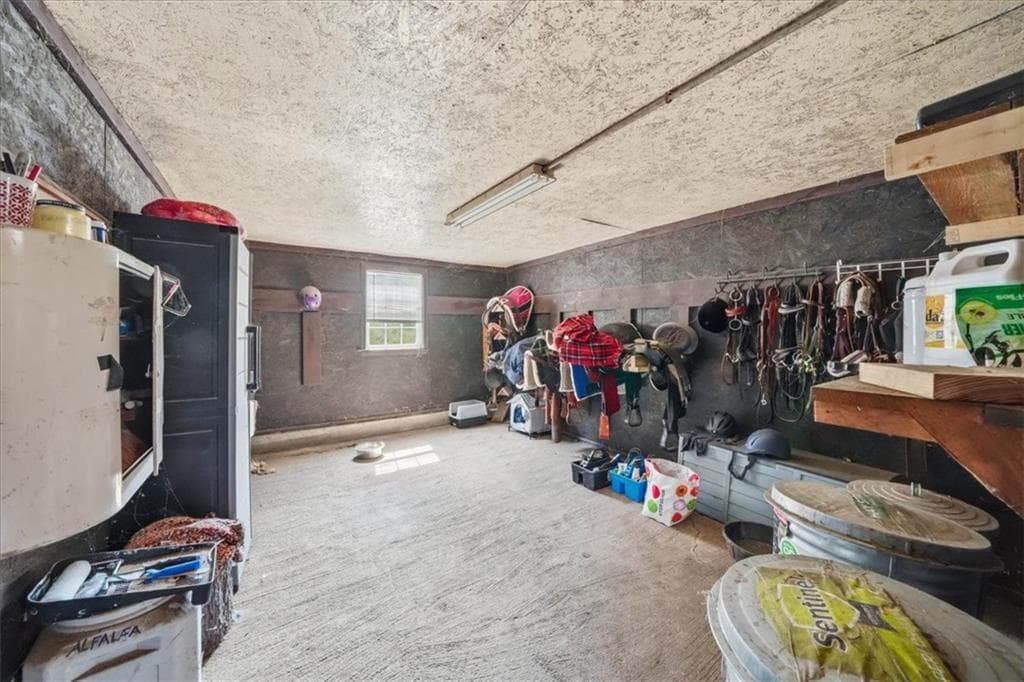 32 Equestrian Way photo 43