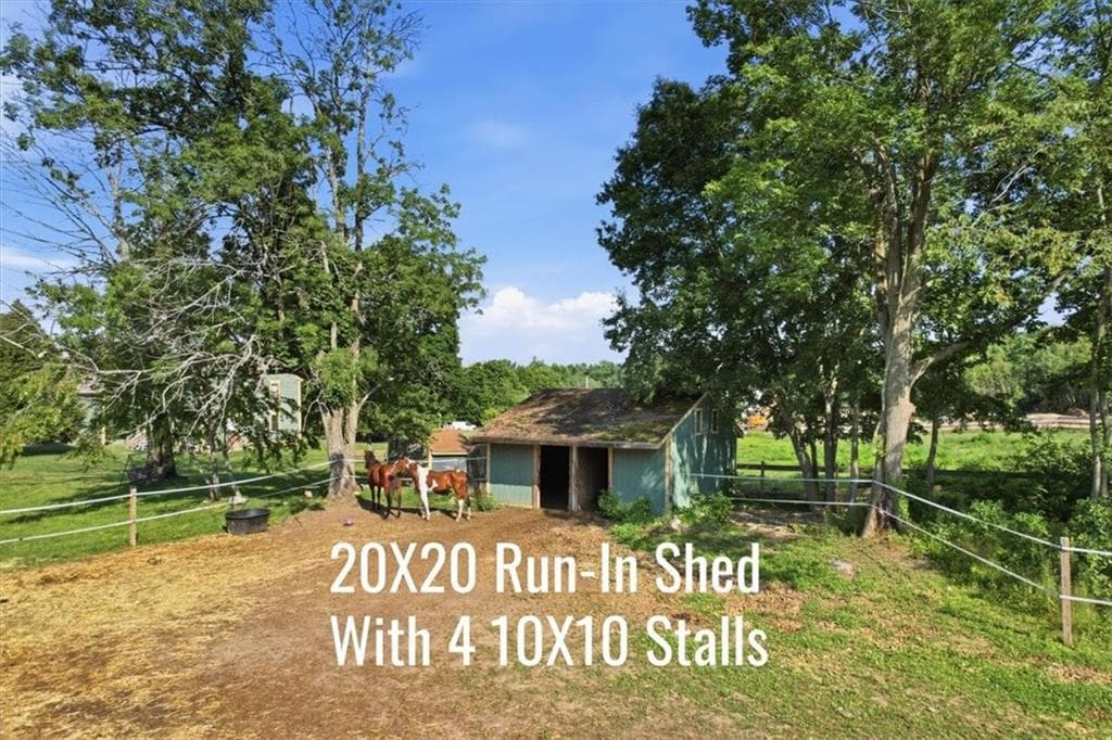 32 Equestrian Way photo 49