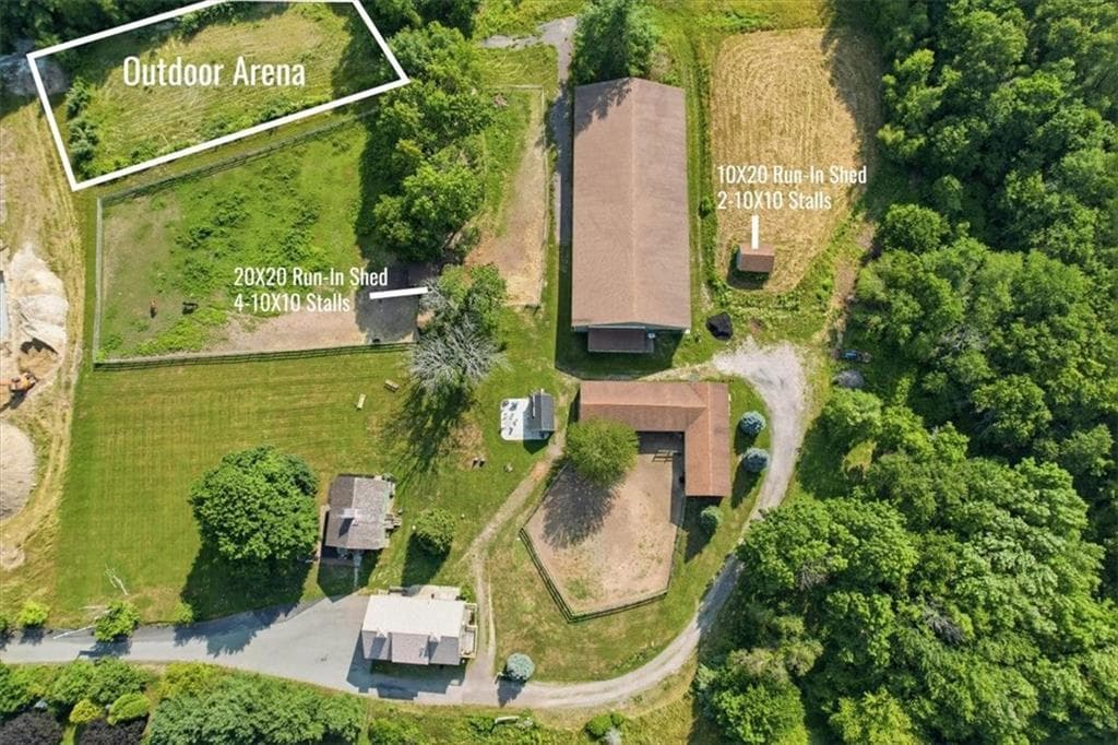 32 Equestrian Way photo 37
