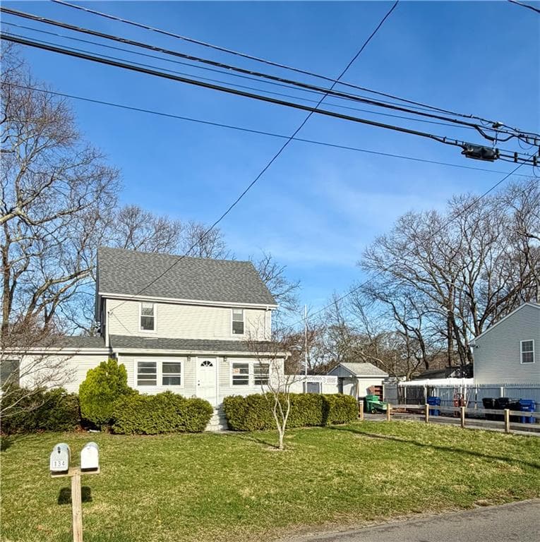 Single Family Residence at 131 Canfield Avenue, Warwick, photo 4 of 29