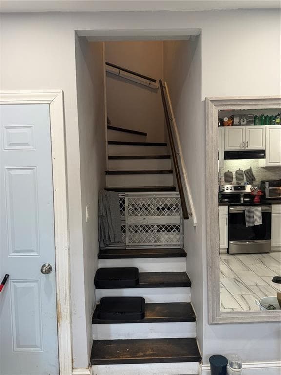 124 River Avenue photo 22