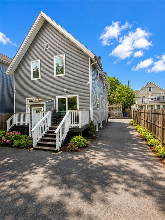 124 River Avenue photo 9