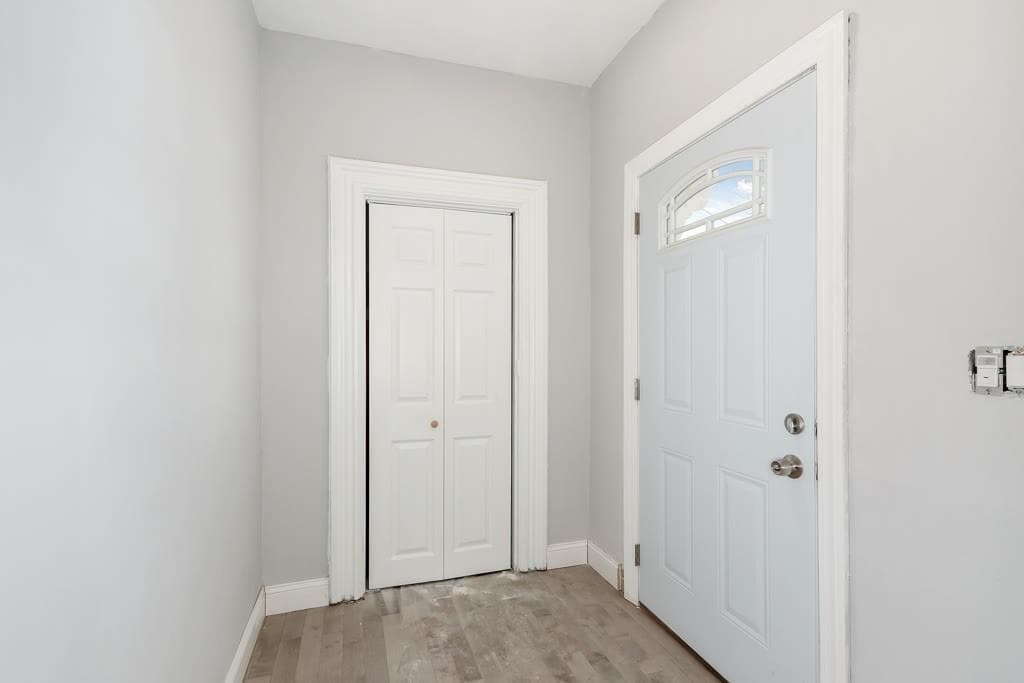 124 River Avenue photo 11