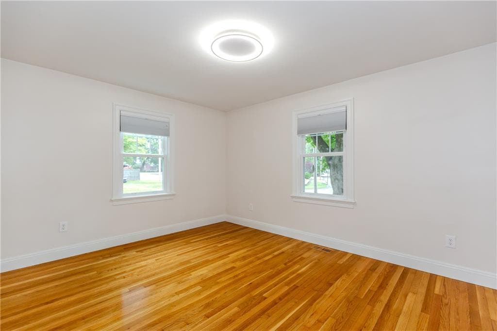 8 Barnes Street photo 27