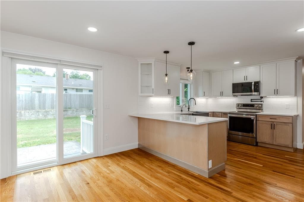 8 Barnes Street photo 12