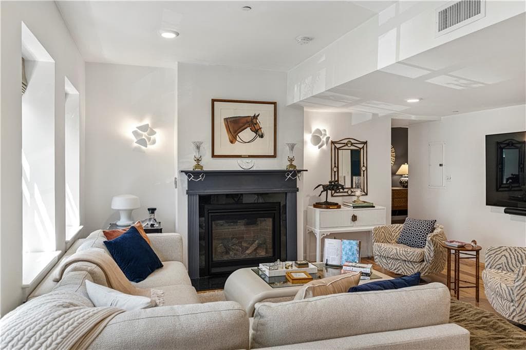 27 High Street UNIT 2 photo 8