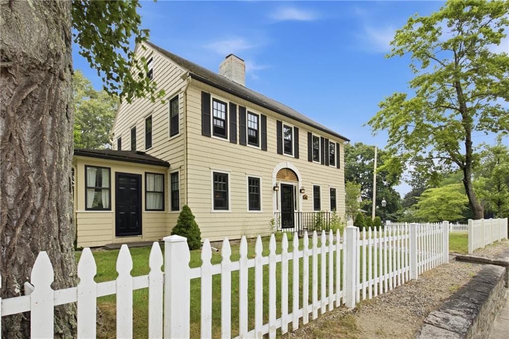 1331 New London Avenue photo 3