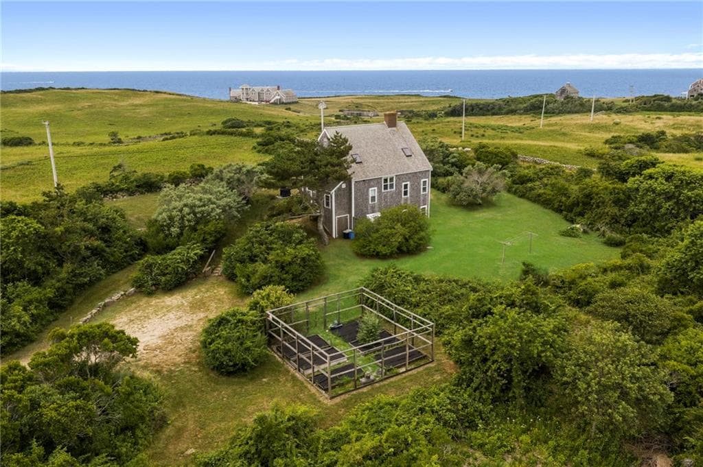 1409 Cooneymus Road photo 2