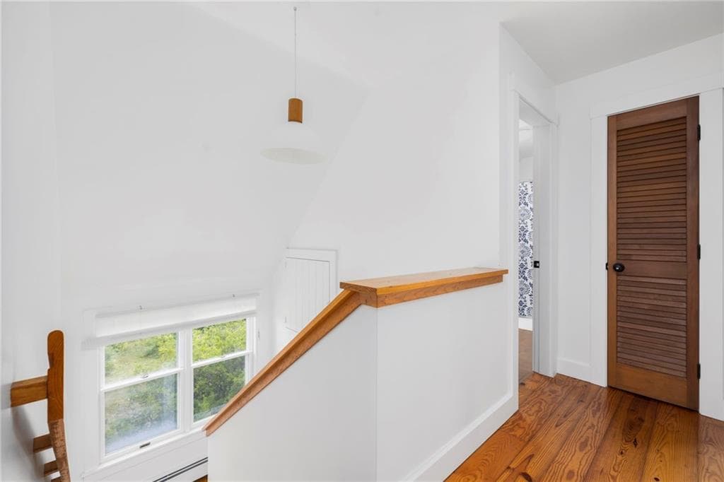 1409 Cooneymus Road photo 16