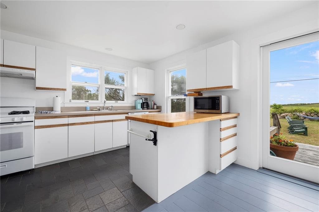 1409 Cooneymus Road photo 22