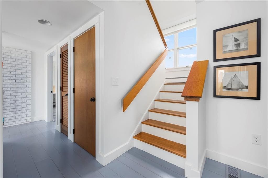 1409 Cooneymus Road photo 34