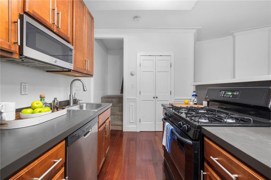 Condominium at 283 Benefit Street UNIT E, Providence, photo 14 of 30