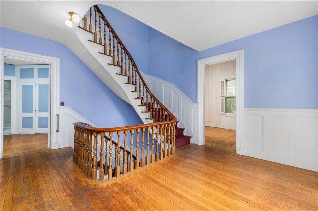 36 Ayrault Street photo 20