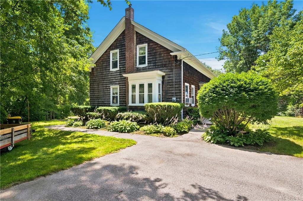 701 Joslin Road photo 2