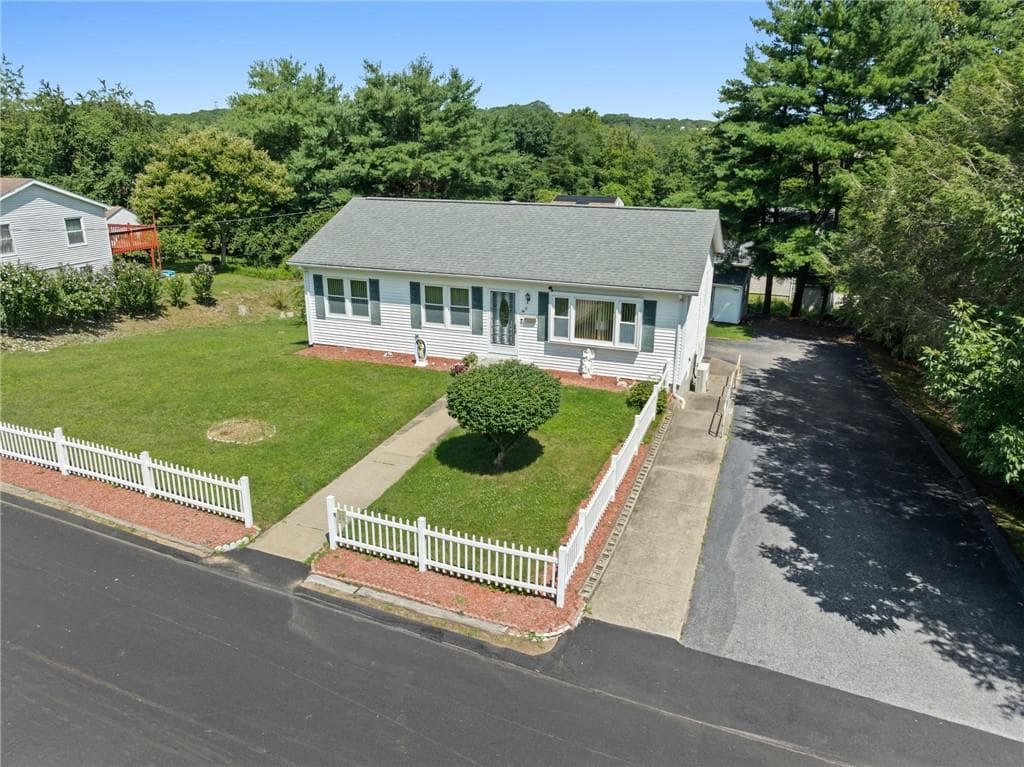 16 Sunrise Drive photo 32