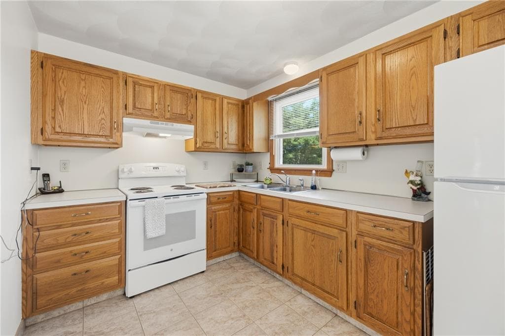 16 Sunrise Drive photo 9