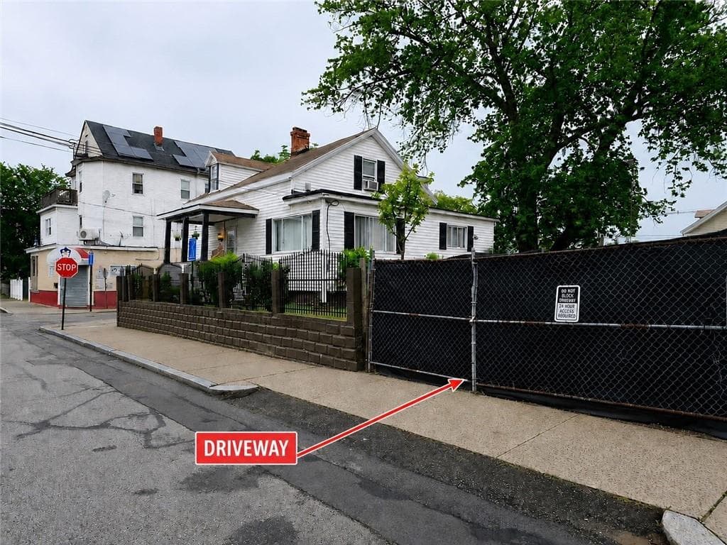 166 Gallup Street photo 25