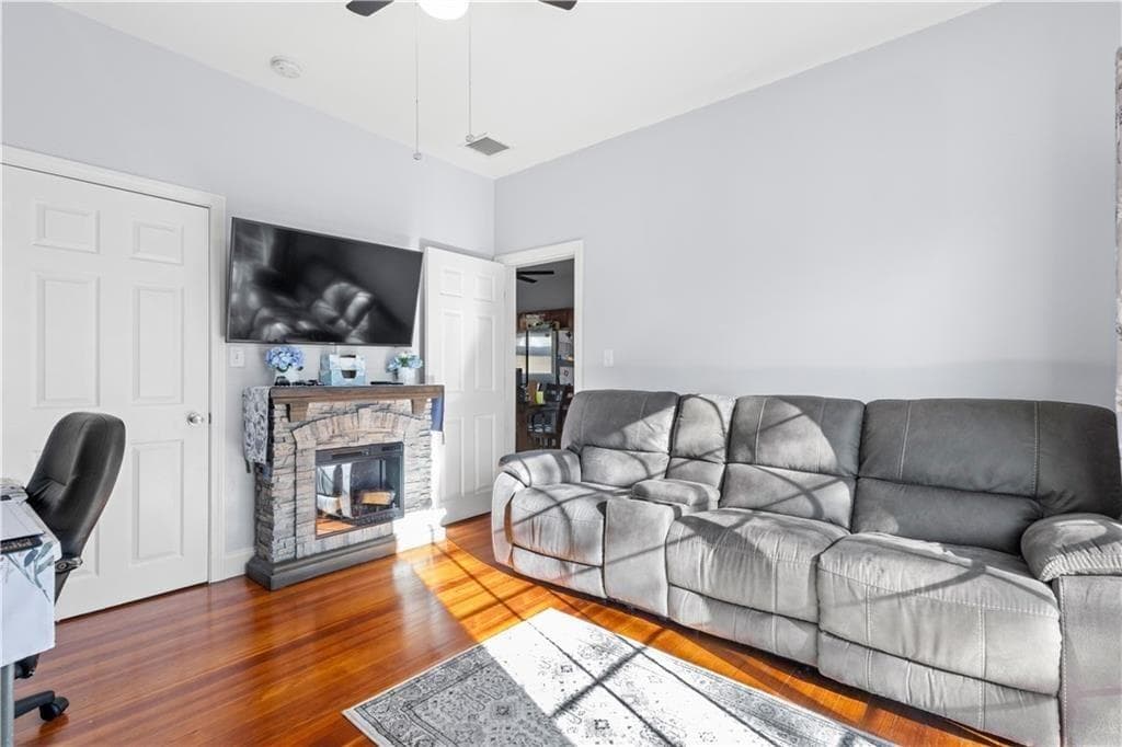 Single Family Residence at 136 Windmill Street, Pawtucket, photo 7 of 31