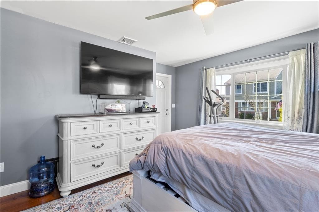 Single Family Residence at 136 Windmill Street, Pawtucket, photo 10 of 31