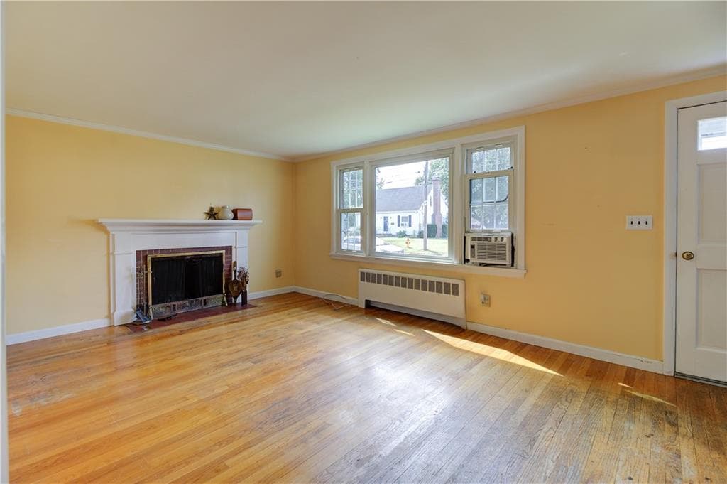 Single Family Residence at 73 lindy Avenue, East Providence, photo 17 of 35
