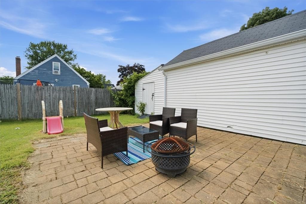 94 Westcott Avenue photo 22