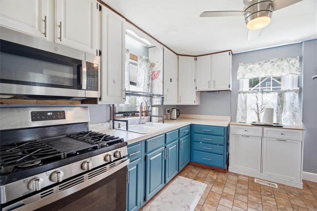 94 Westcott Avenue photo 4