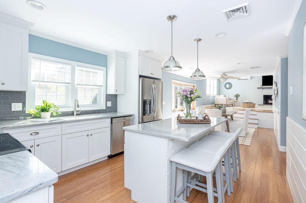 106 Cedar Island Road photo 5