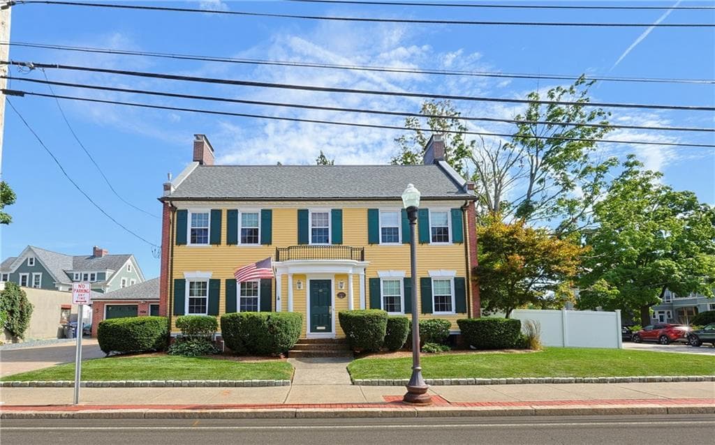 Single Family Residence at 43 Armistice Boulevard, Pawtucket, photo 2 of 49