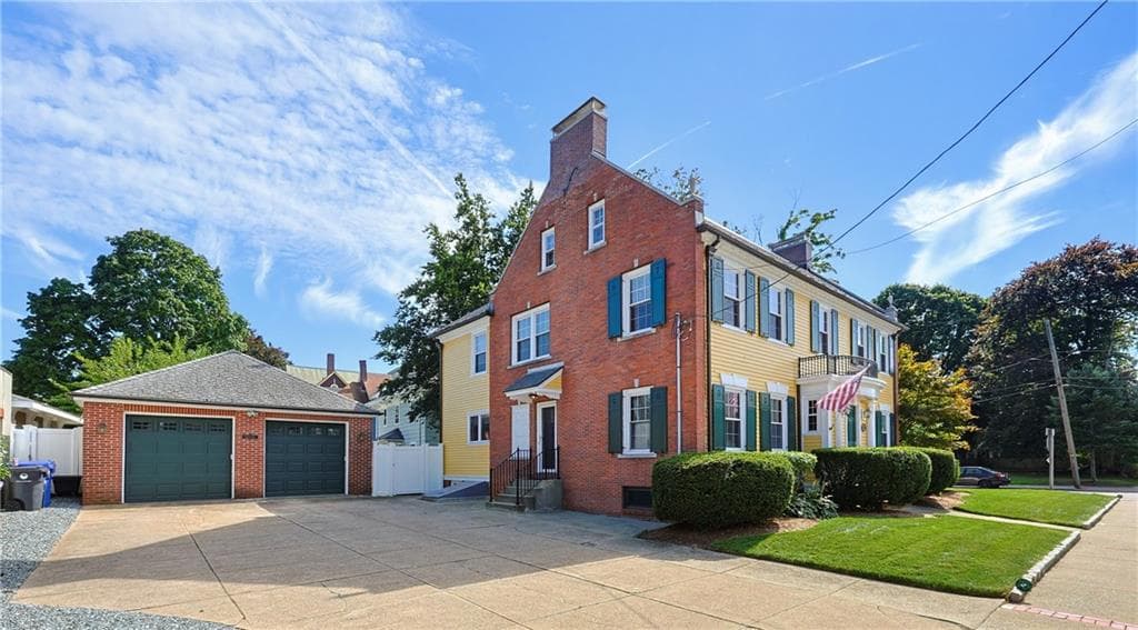 Single Family Residence at 43 Armistice Boulevard, Pawtucket, photo 3 of 49