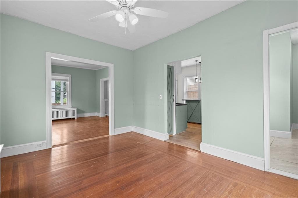 49 Woodbine Street photo 13