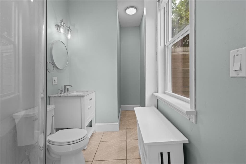 49 Woodbine Street photo 17