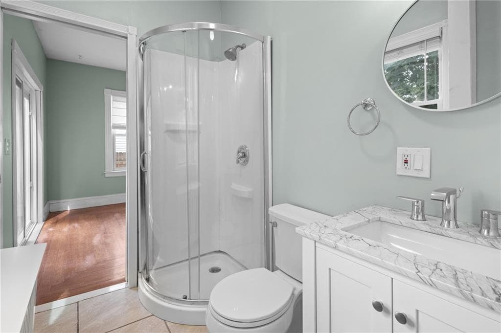 49 Woodbine Street photo 16