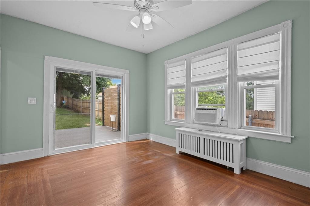 49 Woodbine Street photo 12