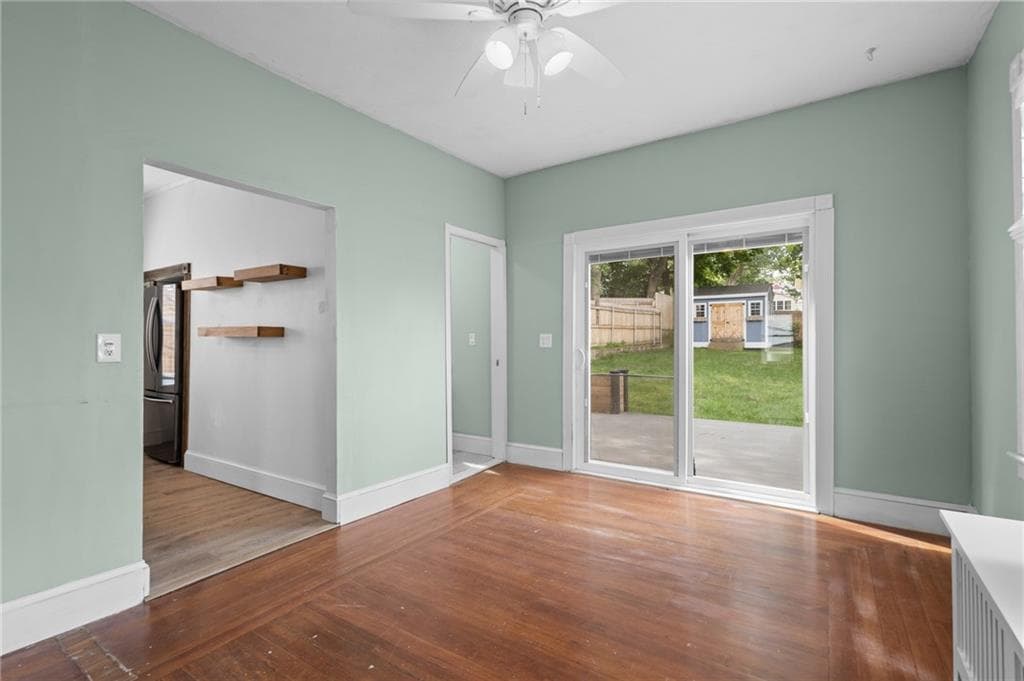 49 Woodbine Street photo 11