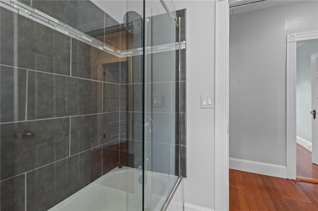 49 Woodbine Street photo 31
