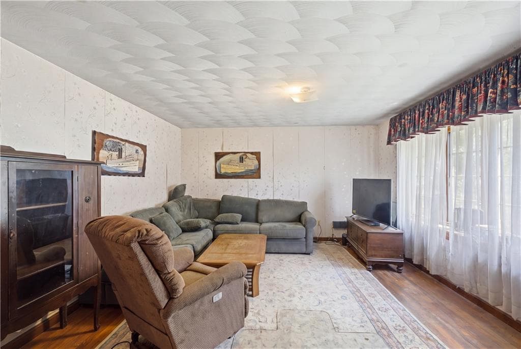 54 Narragansett Boulevard photo 10