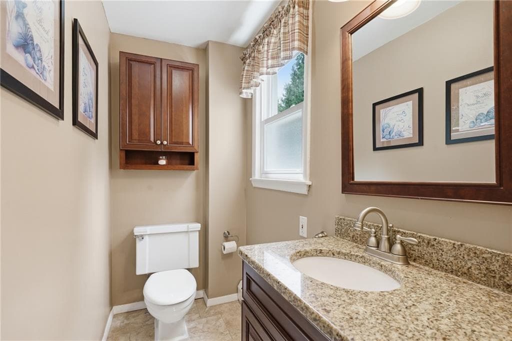 42 Grand Avenue photo 23