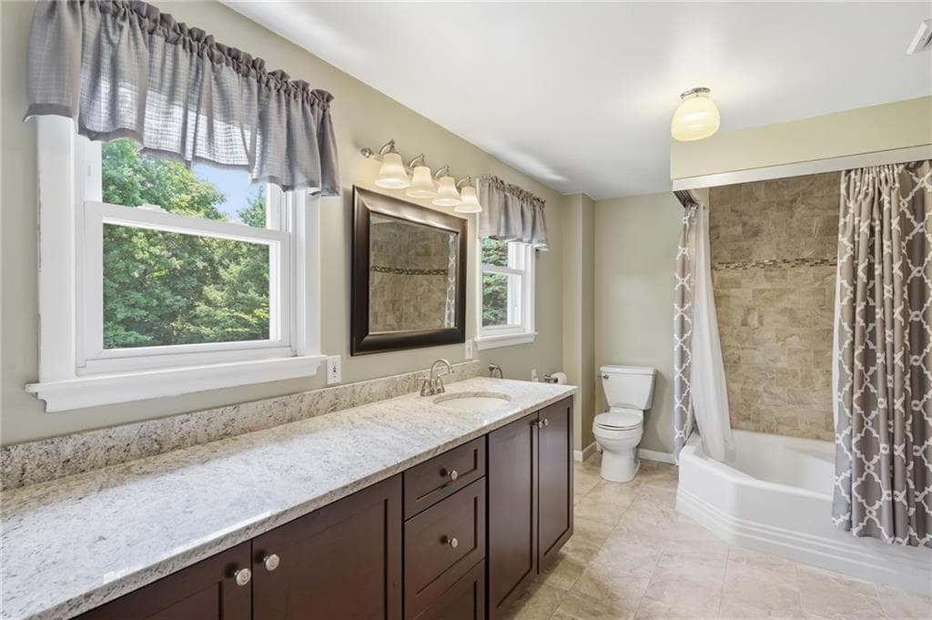 42 Grand Avenue photo 26