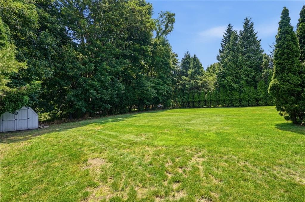 42 Grand Avenue photo 40