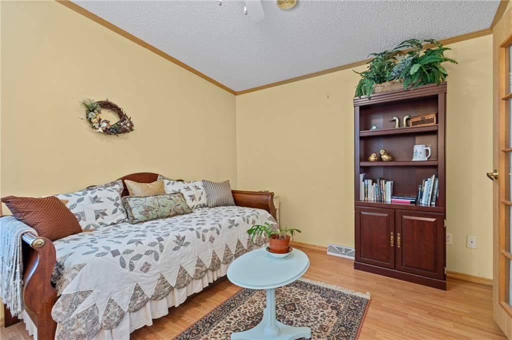9 Nightingale Lane photo 36