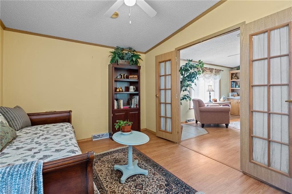 9 Nightingale Lane photo 38