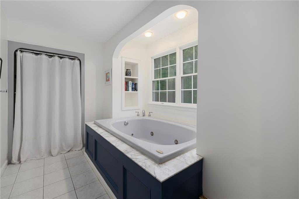 Single Family Residence at 77 Mockingbird Lane, South Kingstown, photo 23 of 43