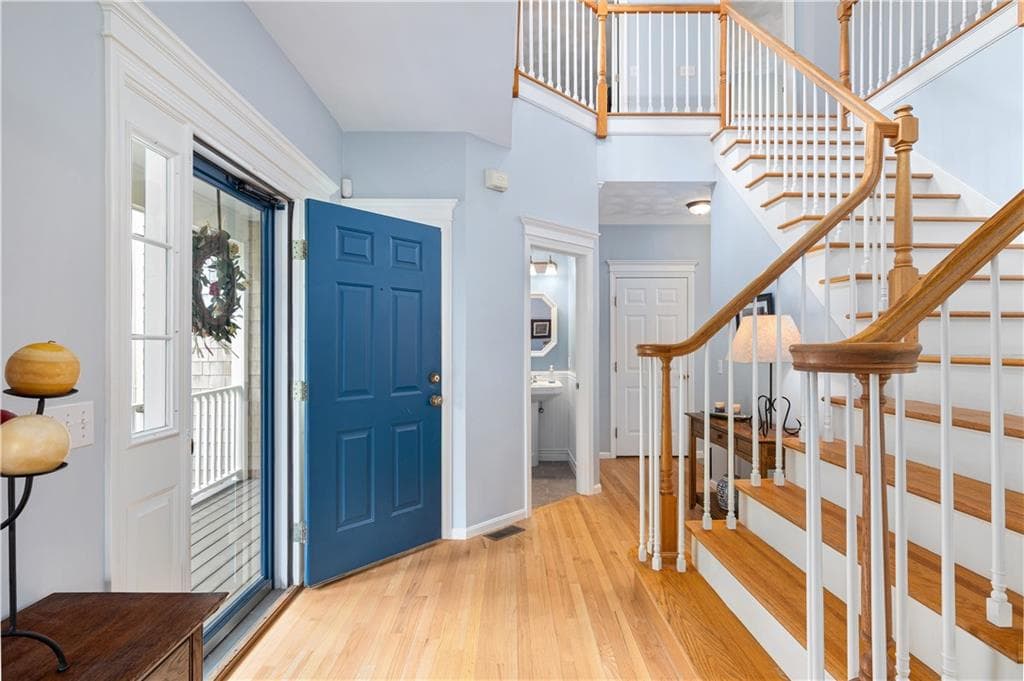 364 Orchard Woods Drive photo 9