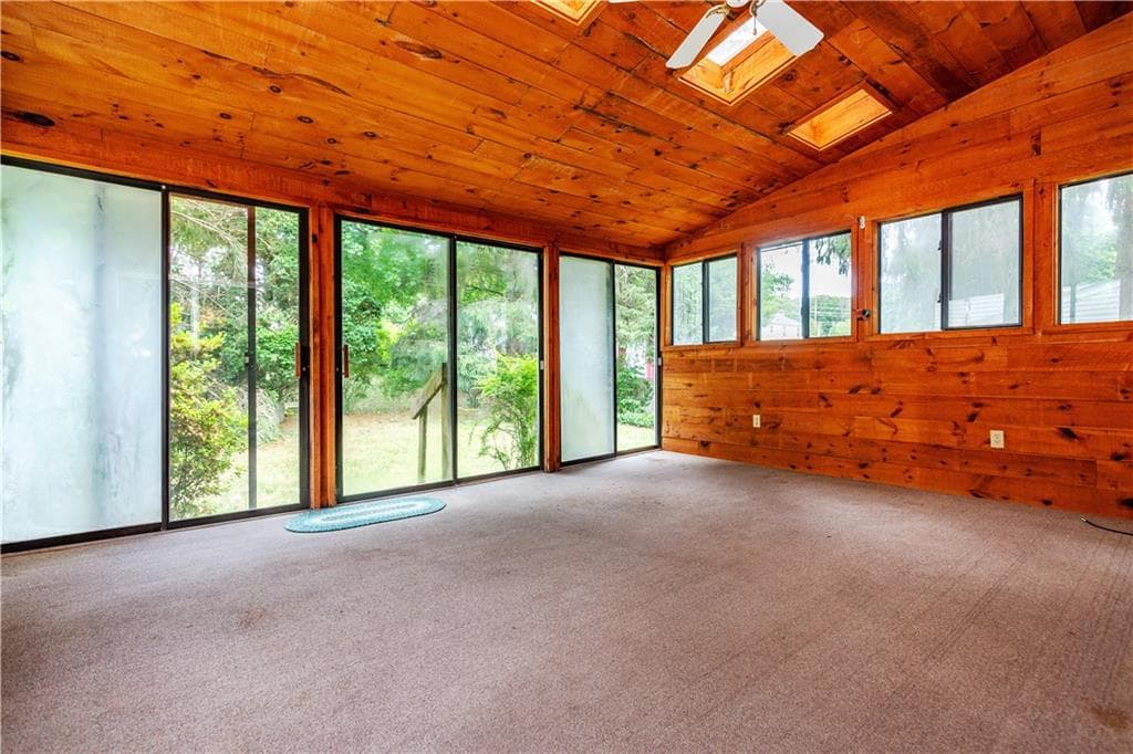 Single Family Residence at 69 Douglas Road, Warwick, photo 23 of 50