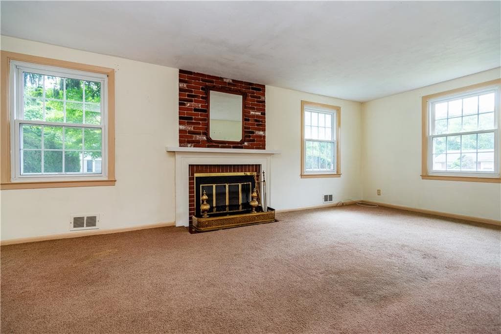 Single Family Residence at 69 Douglas Road, Warwick, photo 27 of 50