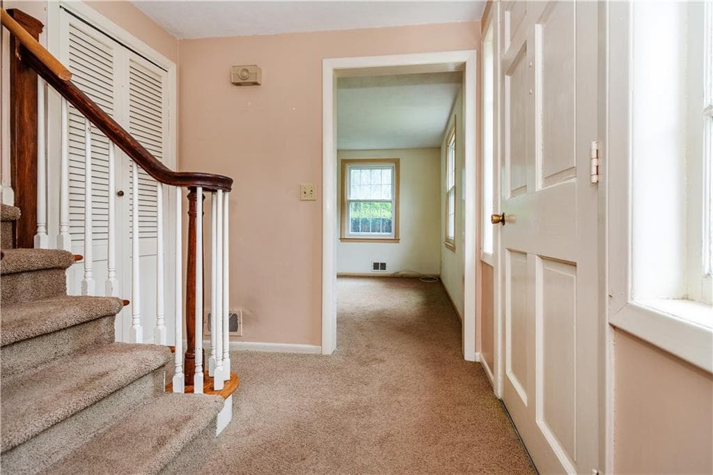 Single Family Residence at 69 Douglas Road, Warwick, photo 5 of 50