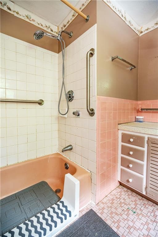 Single Family Residence at 69 Douglas Road, Warwick, photo 37 of 50
