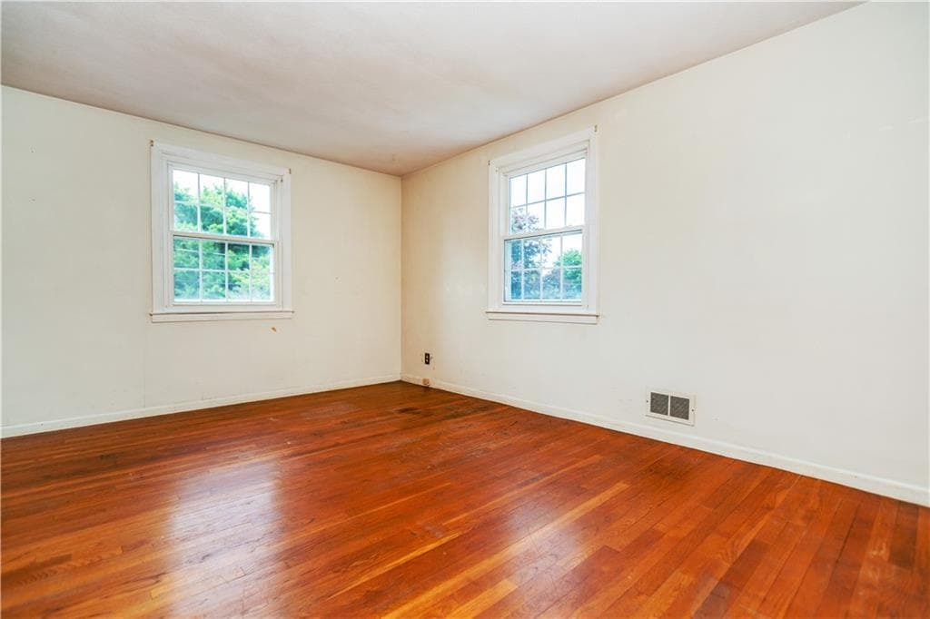 Single Family Residence at 69 Douglas Road, Warwick, photo 39 of 50