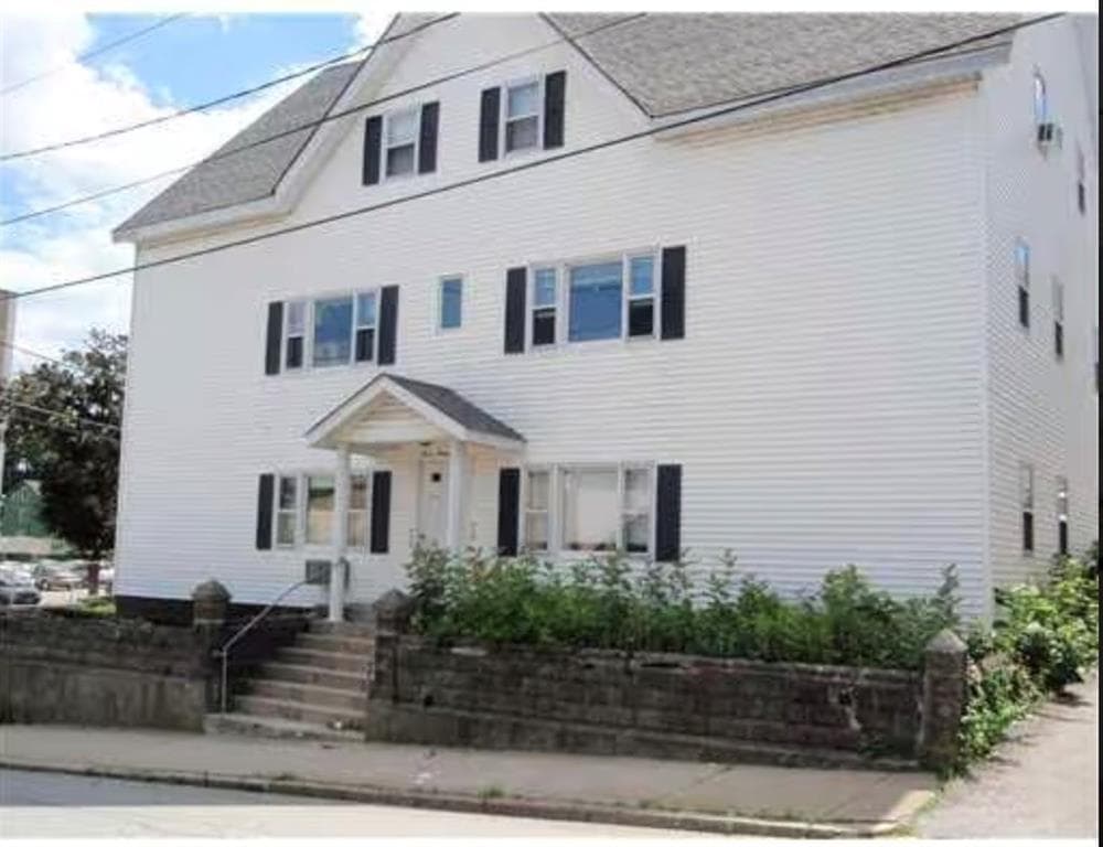 302 Pond Street