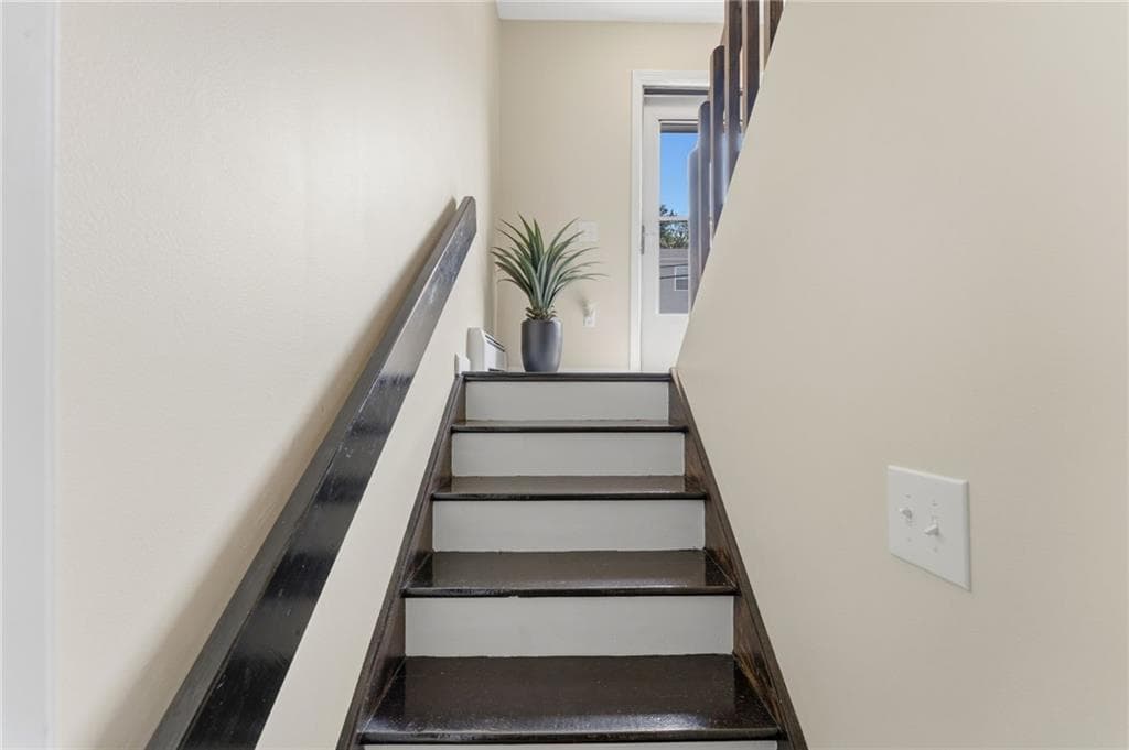 565 Quaker Lane UNIT 76 photo 14